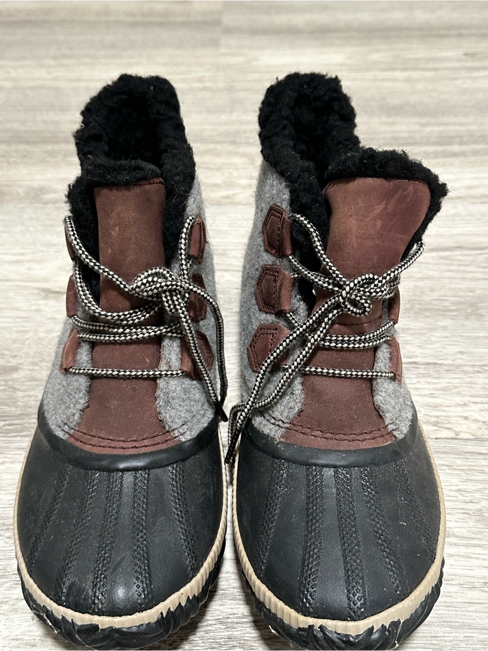 SOREL Waterproof Felt Duck Boots Women’s 9.5 Gray Brown Faux Fur